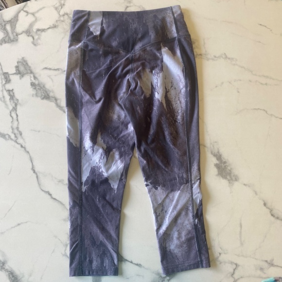 Nike Dry Fit Leggings/ joggers/ yoga pants XS - Picture 2 of 5